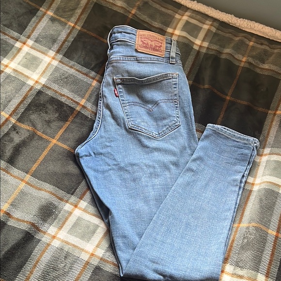 Levi's Women's 721 Jeans - Picture 1 of 3
